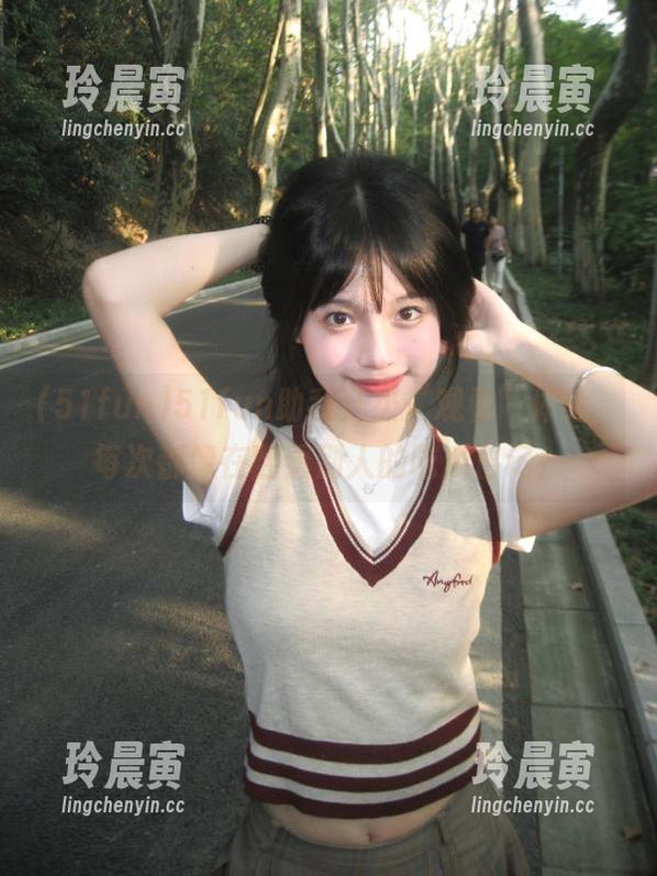 51fun 51fun助我升级“观看”体验,每次都像在翻看别人的吃瓜日记!