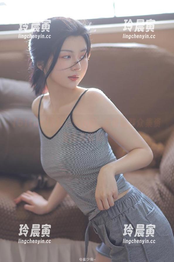 51fun 51funapp:来看瓜群众集资整批草莓啊!