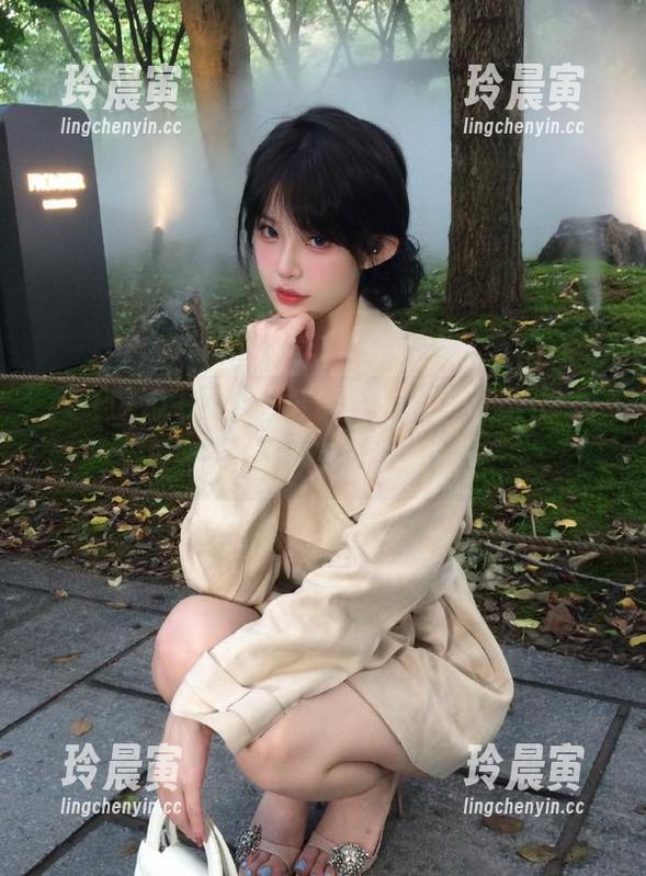 51吃瓜 不花一分钱,51吃瓜fun带你体验瓜田里的鹅黄!