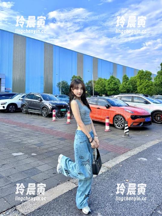 51吃瓜 在51吃瓜,看在线视频,从此永不迷路!就这样走进无尽瓜田吧~