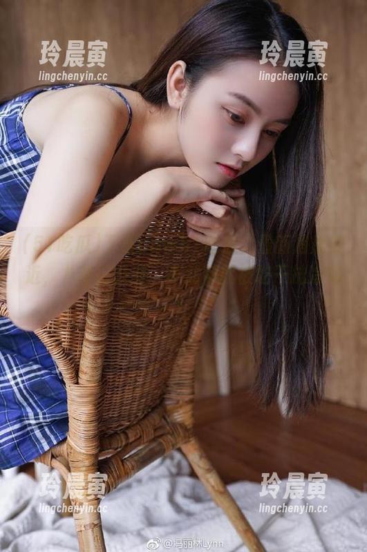 51吃瓜 下载cgw51吃瓜,最新消息趋近,八卦得及时,不然可就被吃干抹净哦!