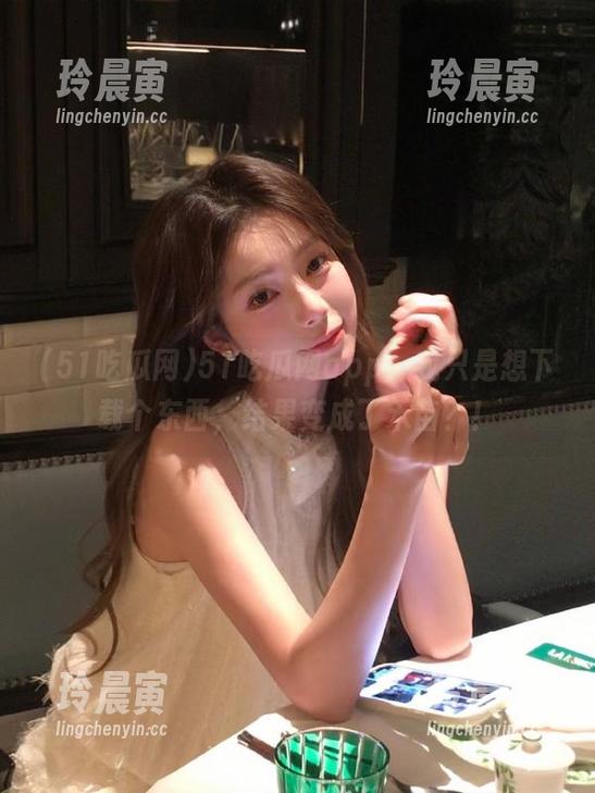 51吃瓜网app：我只是想下载个东西，结果变成了禾苗？！