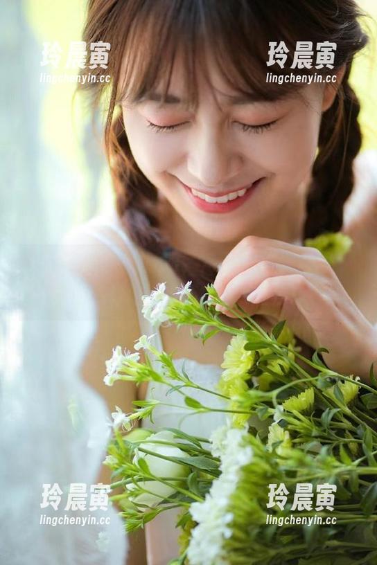 51黑料网 别眨眼,走入“51黑料网”的传送门,小心被八卦迷住!
