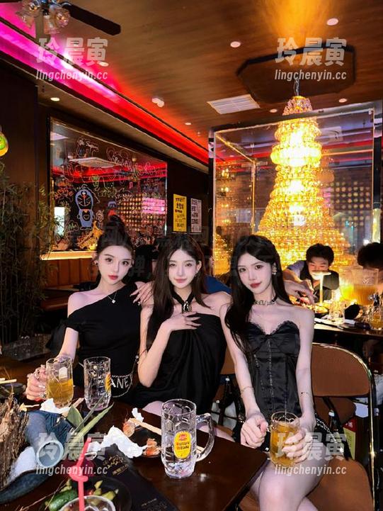 51黑料网 51黑料网:iOS手机上的八卦炸弹,真心不想停下!
