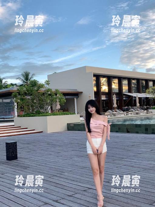 想吃到最新的瓜？718.st下载地址拿稳！快来咬一口！