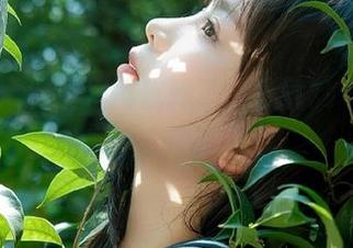 请别再犹豫了，下载718.st后观看就能摆脱无聊！
