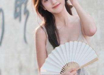 “91吃瓜中心”最新视频来袭，快来收藏一下，顺便放松心情哦。
