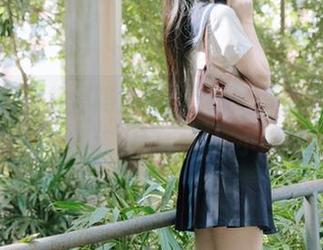 你相信吗？在“cgw”网站上，连吃瓜也能练出好身材！小道消息