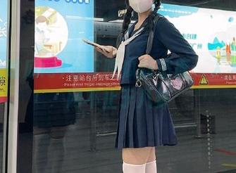 分享吃瓜新态度，人人吃瓜网不止于八卦