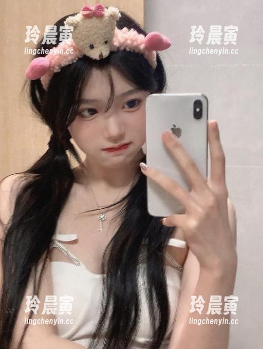 免费吃瓜网 不登录后悔一整天,快来免费吃瓜网,放飞你的闲言碎语!
