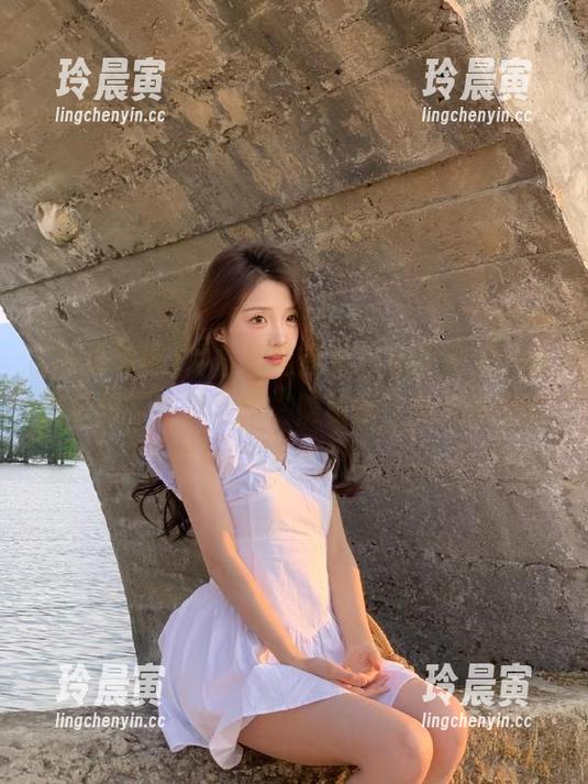 冲哥精选首页，随便滑滑，看似轻松，结果全是“隐秘版”导游指南？