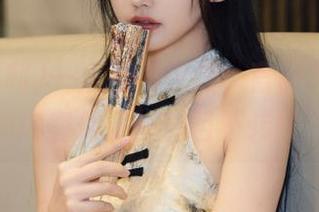 一点都不夸张，官网吃瓜福利的内容保证让你目不转睛！