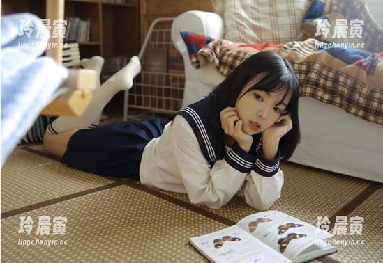 吃瓜网 一不小心就下载“吃瓜网91”,完全沉迷于无聊八卦中…