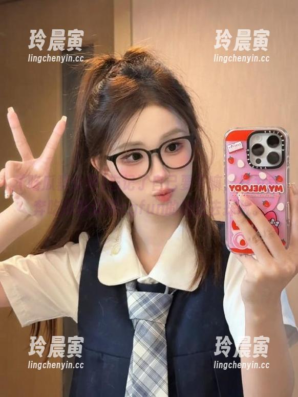 吃瓜群众网 忘记了自己要干嘛,只为直奔吃瓜群众网cgfun的地址去探险。