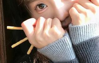 在明星黑料网页，上班族的偷懒新方式来啦！