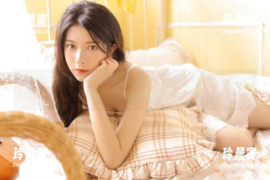 观看“zztt28su黑料不打烊”的同时，透过入口zzzttt24的迷雾我看到了什么？