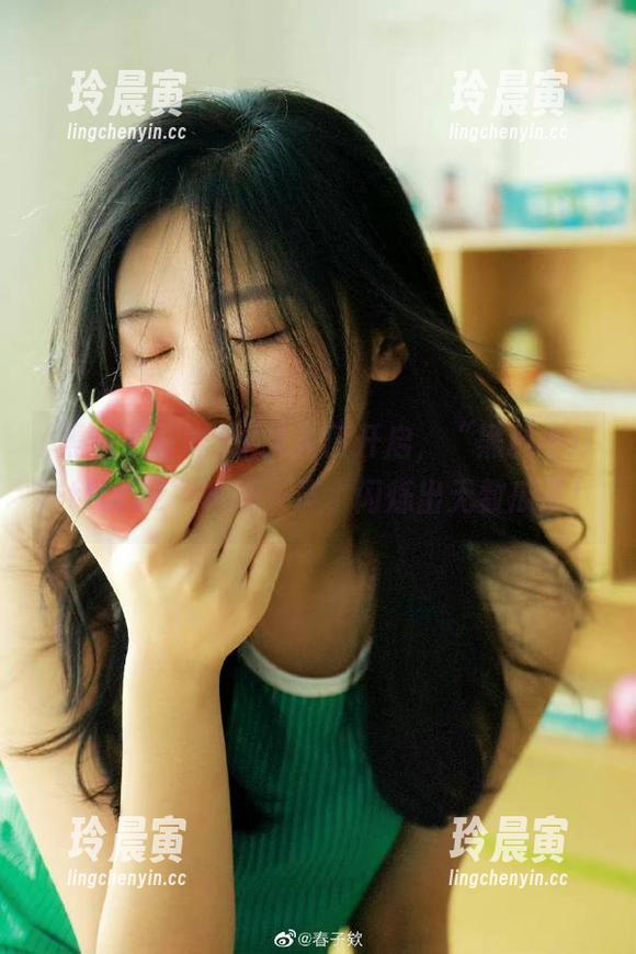 黑料不打烊 永久入口开启,“黑料不打烊tttzzz”咔嚓一声,闪烁出无数瓜子!