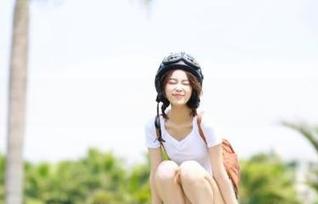 下载黑料在线，让八卦照进现实，随时随地来点猛料