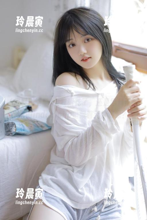 是我眼花了，还是黑料正能量的index.php里藏着无价资源？