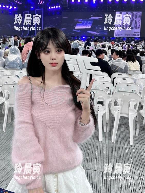 黑料社 黑料社的导航灯亮了:不怕熬夜,瓜子才刚开始!