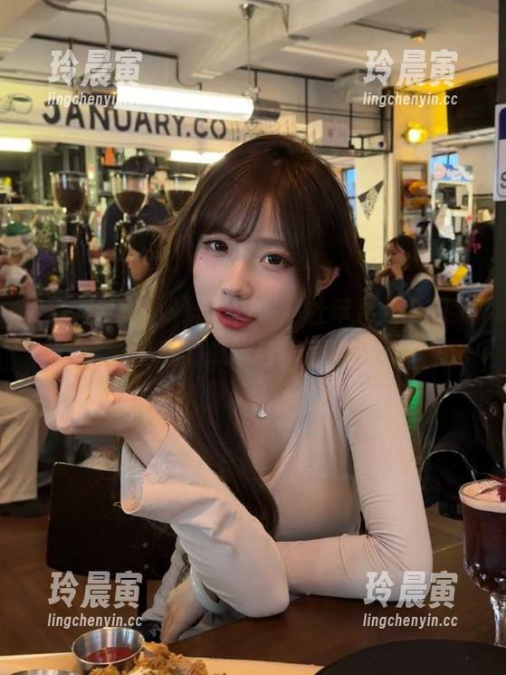 哎呀妈呀，黑料社苹果版今日黑料，瓜这口真香！