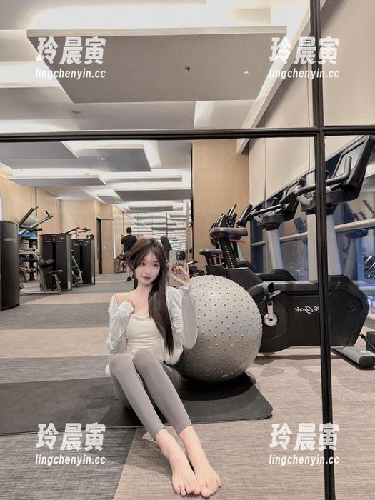 扭头就找最新黑料，黑料社教我如何成为“吃瓜达人”