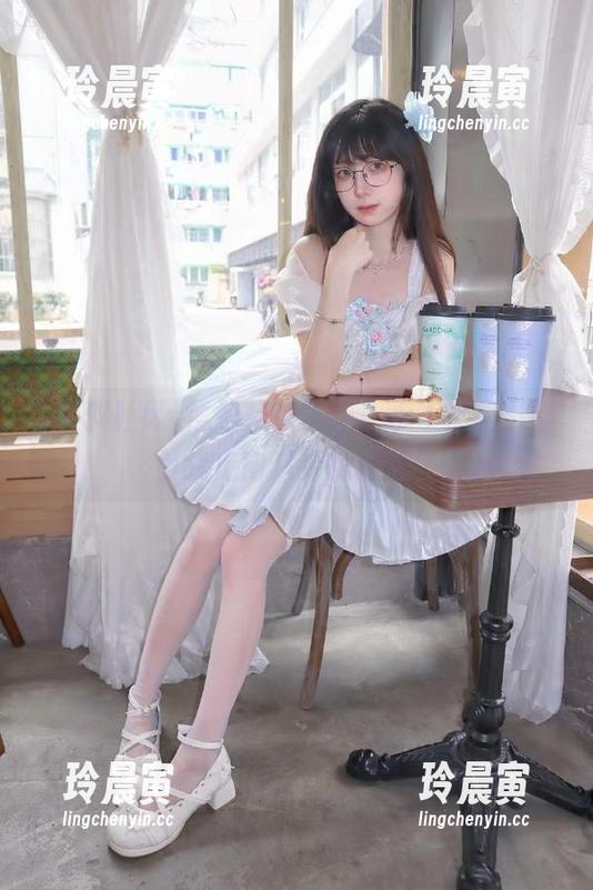 黑料社区 黑料社区入口,永不迷路,指引我走向八卦的殿堂!
