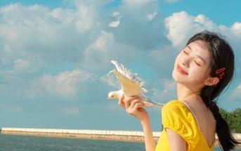 有啥黑料想知道？先下载“黑料老司机”再说，套路可以别跟我讲！