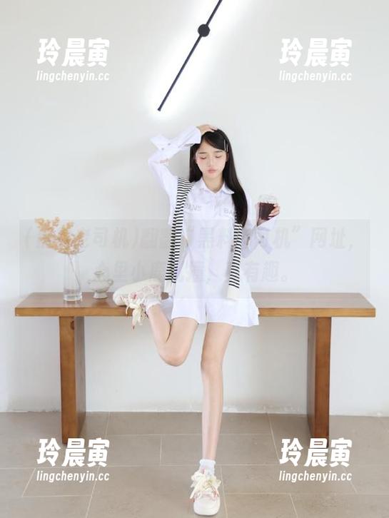 黑料老司机 翻翻“黑料老司机”网址,心里小鹿乱撞,真有趣。